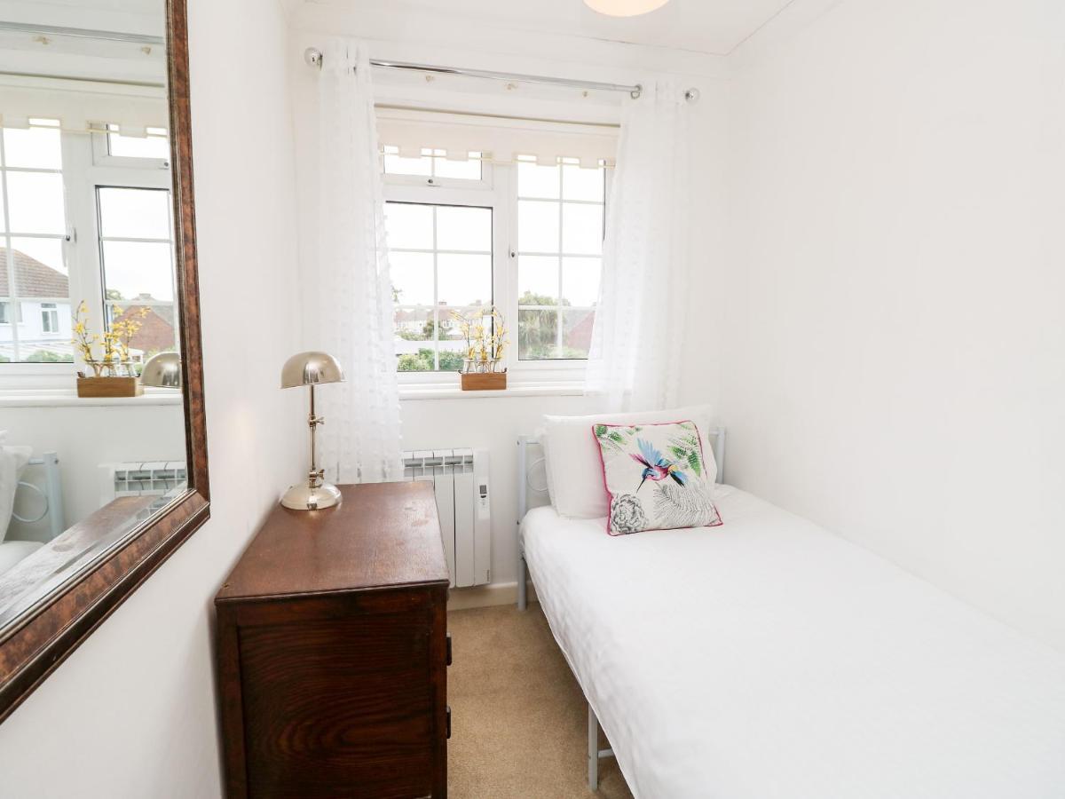 1 Westwood Close Cowes  Bagian luar foto
