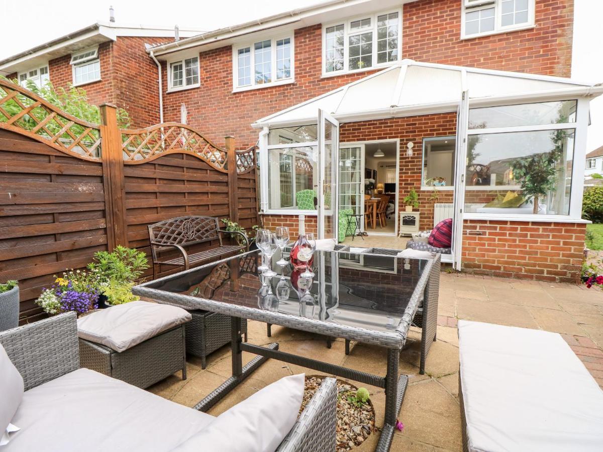 1 Westwood Close Cowes  Bagian luar foto