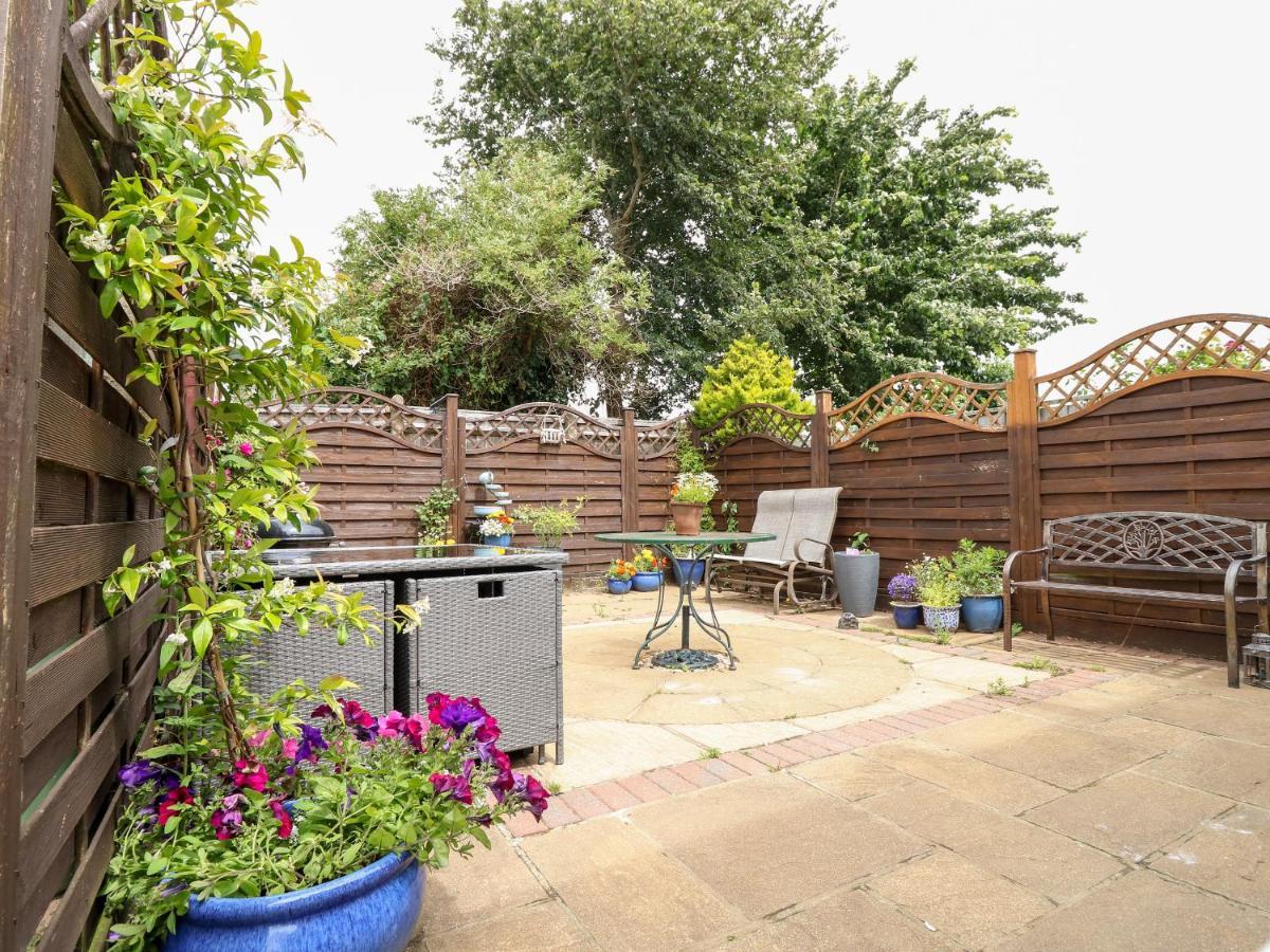 1 Westwood Close Cowes  Bagian luar foto