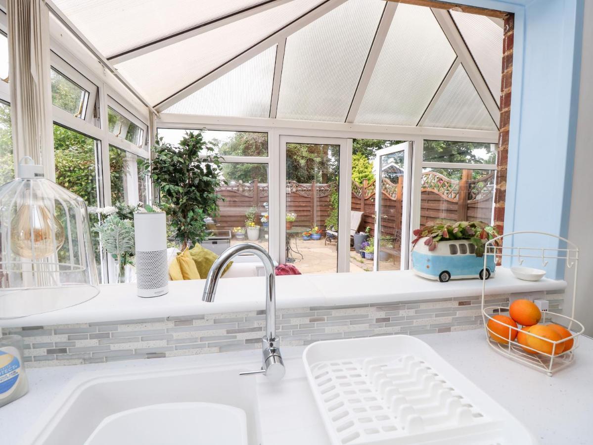 1 Westwood Close Cowes  Bagian luar foto